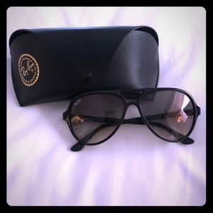 Ray Ban Black Aviators